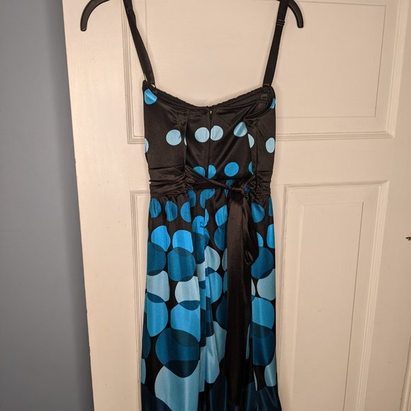 Dress Barn Black Dress with Blue Circles - Perfect for Summer Days and Nights - Picture 3 of 4
